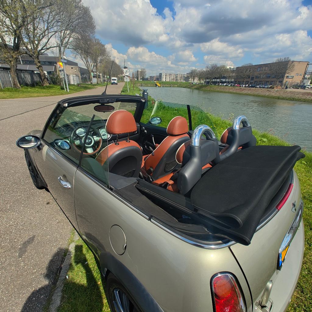 Mini 1.6 16V Cabrio Sidewalk 2008 special edition, Voorwielaandrijving, 4 cilinders, Cabriolet, 4 stoelen