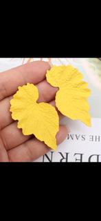 Nieuwe Gele Blad Oorbellen - Uniek Design, Sieraden, Tassen en Uiterlijk, Oorbellen, Overige materialen, Hangers, Geel, Nieuw