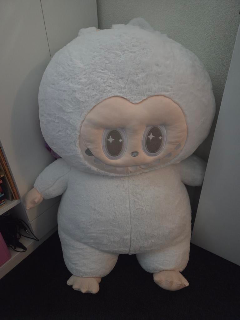 Grote Labubu knuffel - 1.05m - met klein defect, Ophalen, Gebruikt, Overige merken, Overige karakters