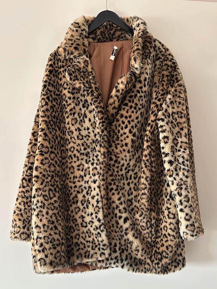 Daphnea Paris Luipaardprint Faux Fur Jas, Kleding | Dames, Jassen | Winter, Zo goed als nieuw, Maat 38/40 (M), Bruin, Ophalen of Verzenden