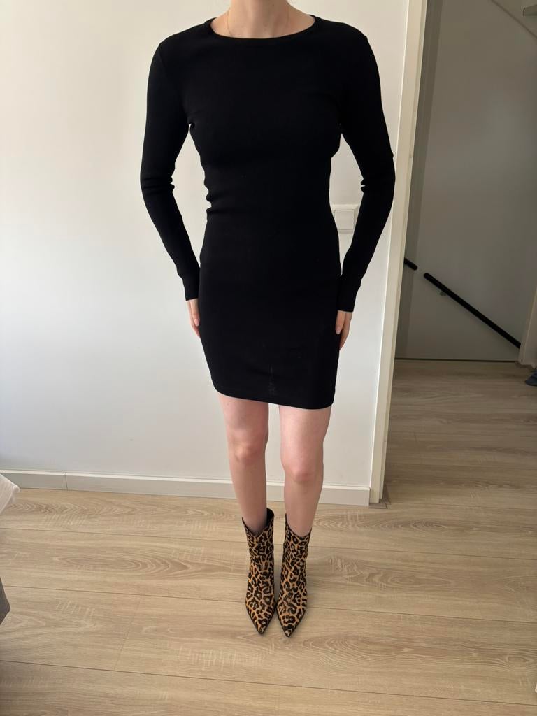 Nikkie zwart jurkje, Maat 38/40 (M), Zwart, Ophalen of Verzenden, Zo goed als nieuw