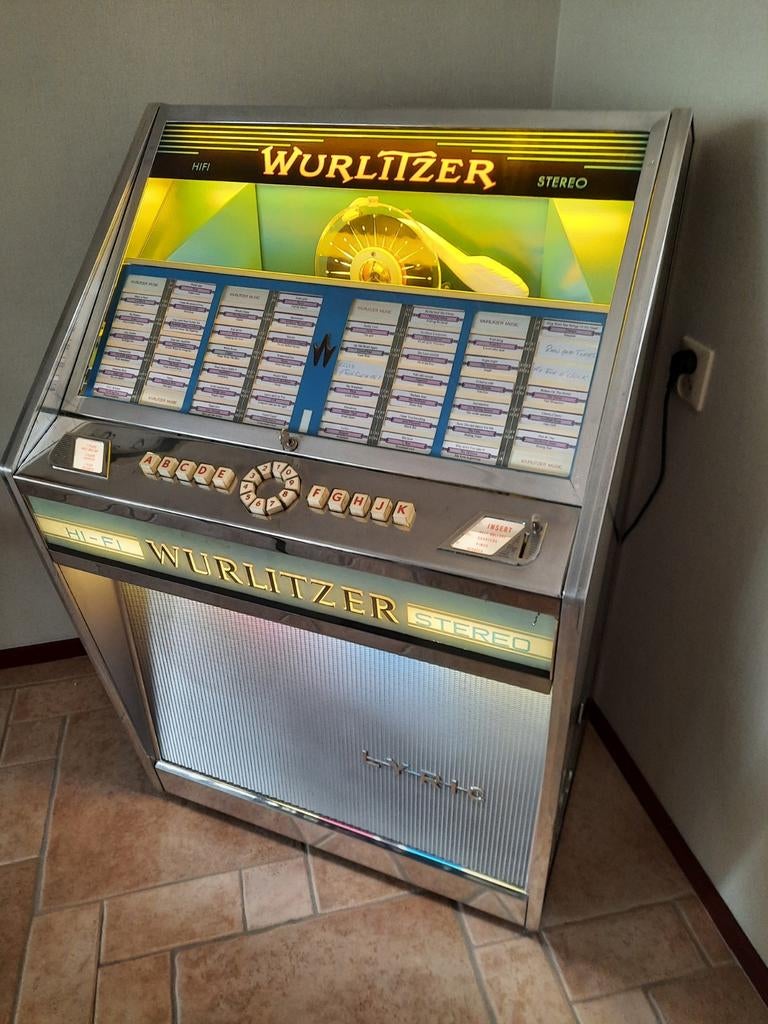 Wurlitzer lyric, Verzamelen, Ophalen, Gebruikt, 1960 tot 1970, Wurlitzer