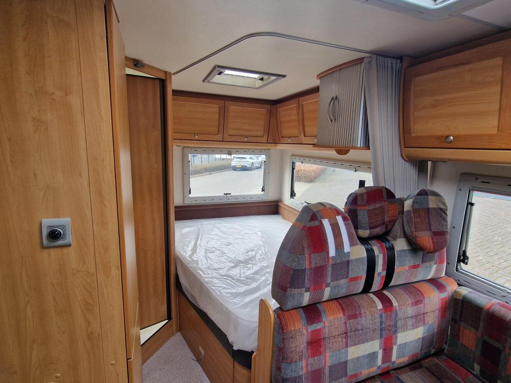 Knaus Sun Ti 605 LF Automaat airco, Caravans en Kamperen, Campers, Automaat, Ringverwarming, Fiat, 6 tot 7 meter