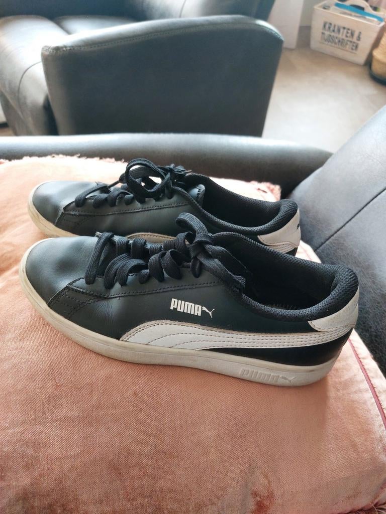 Puma sneakers zwart - kunnen nog een ronde mee, Puma, Zwart, Ophalen of Verzenden, Sneakers of Gympen