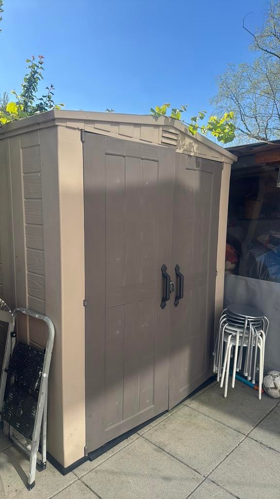 Keter schuur, Minder dan 250 cm, Kunststof, Schuur, Ophalen of Verzenden