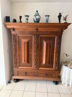 Antieke Kussenkast Kussenkast 185x178cm in goede staat!, Ophalen