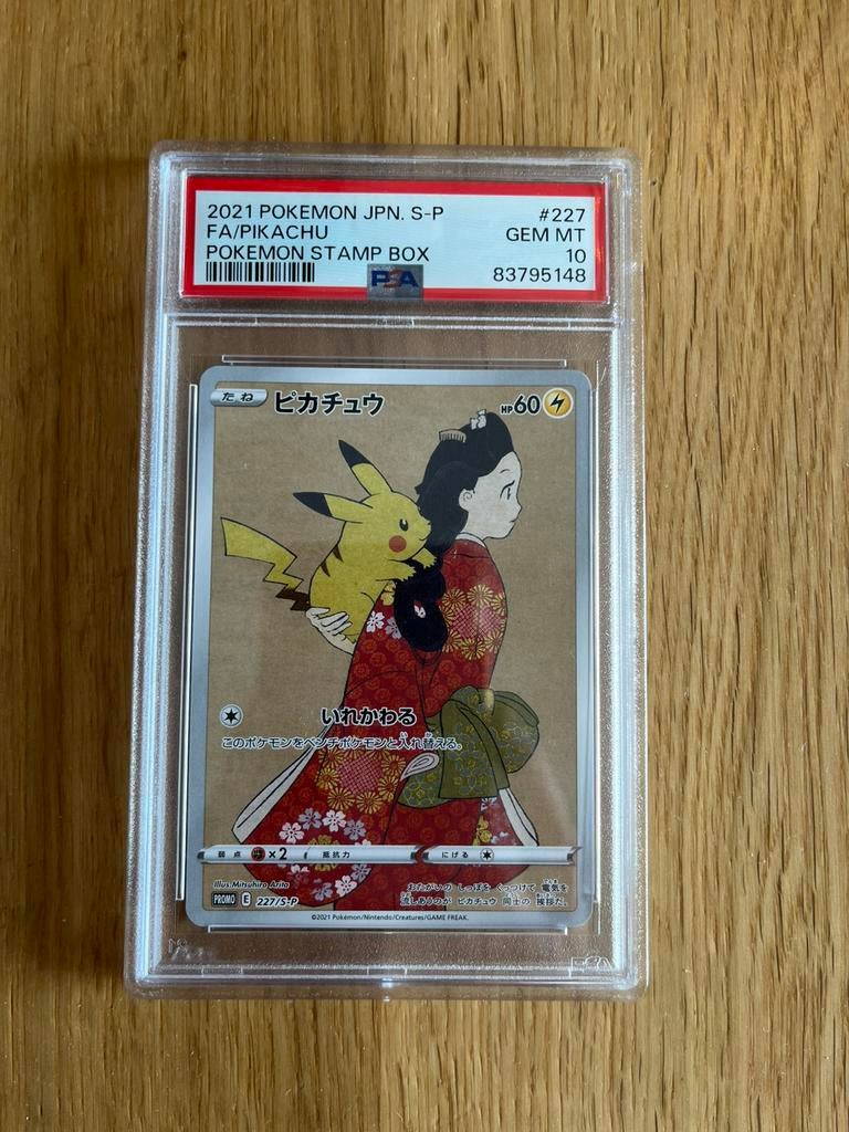 Pikachu Stamp Box Promo 227/S-P PSA 10, Hobby en Vrije tijd, Verzamelkaartspellen | Pokémon, Ophalen of Verzenden, Zo goed als nieuw