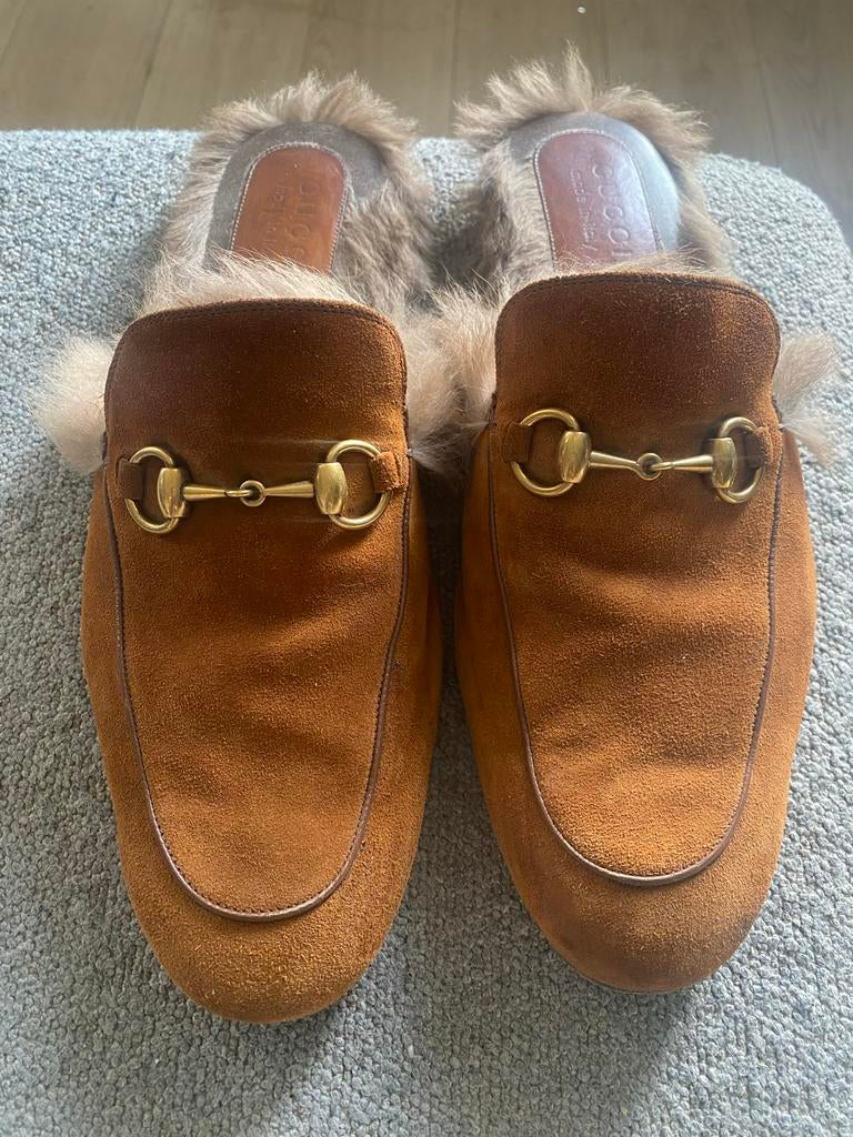 Gucci originele Princetown Loafers Bruin Suede met Bont, Ophalen, Gedragen, Bruin, Loafers