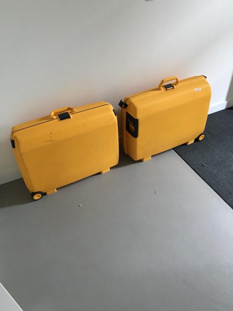 Twee gele samsonite koffers, Ophalen, Hard kunststof, Zo goed als nieuw, 70 cm of meer