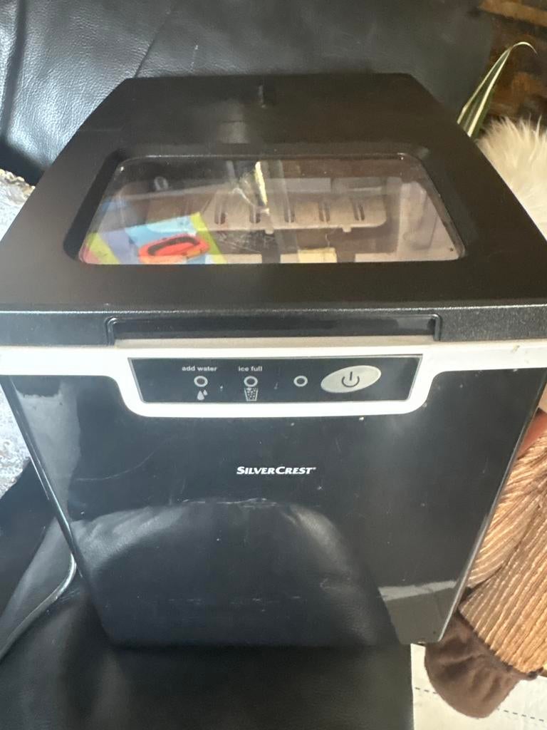 SilverCrest ijsklontjesmachine, Ophalen, Gebruikt