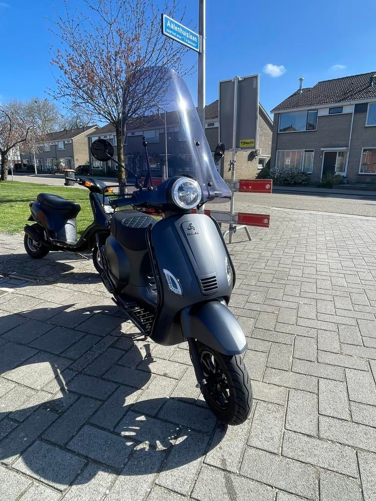 Marengo scooter 2025/2026 model, Ophalen of Verzenden, Zo goed als nieuw, Benzine, Overige merken