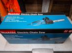 Nieuwe Makita elektrische kettingzaag UC3050A - 2000W, Kettingzaag, Nieuw, Ophalen of Verzenden, 30 tot 70 mm