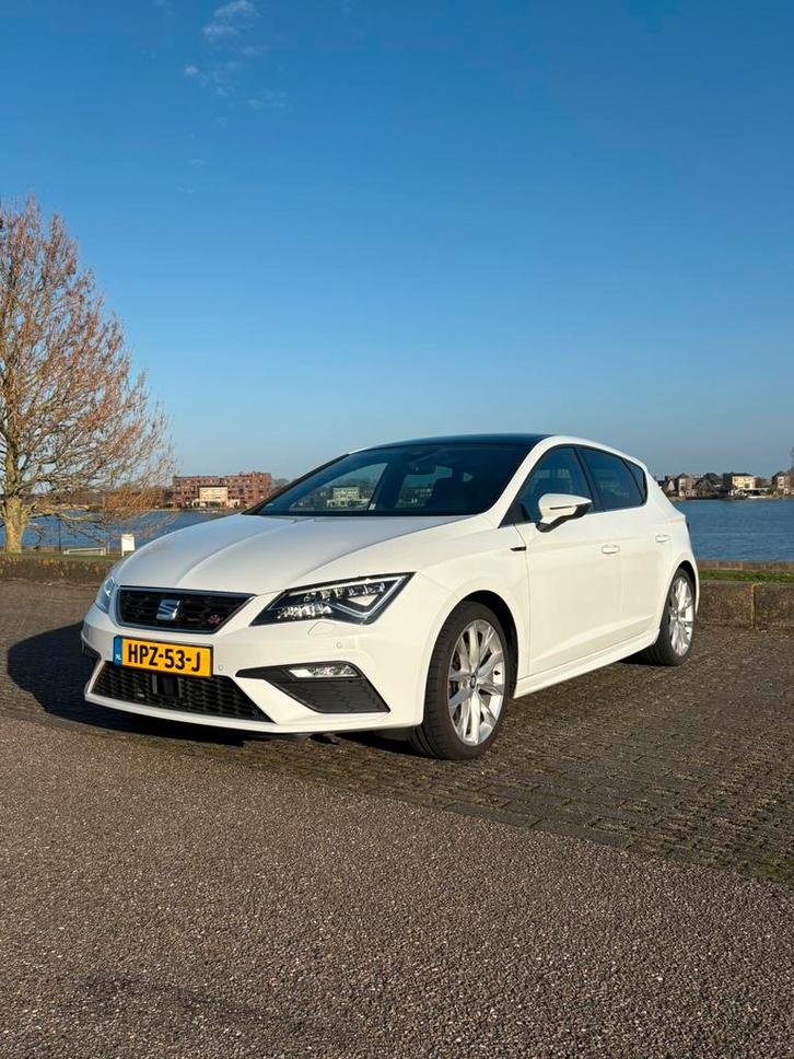 Seat Leon 1.8 TSI 180PK Dsg-7 2017 Wit, Auto's, Seat, Particulier, Leon, Adaptive Cruise Control, Airbags, Airconditioning, Alarm