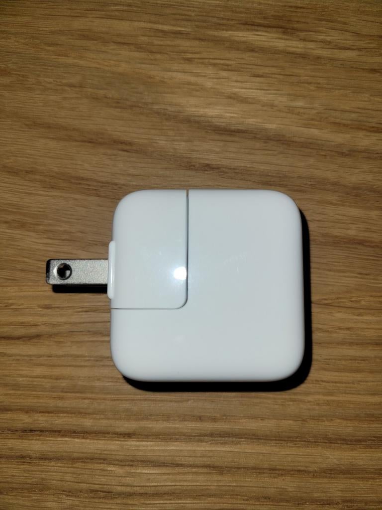 Apple USB Power Adapter (US-stekker), Telecommunicatie, Mobiele telefoons | Telefoon-opladers, Ophalen of Verzenden, Zo goed als nieuw