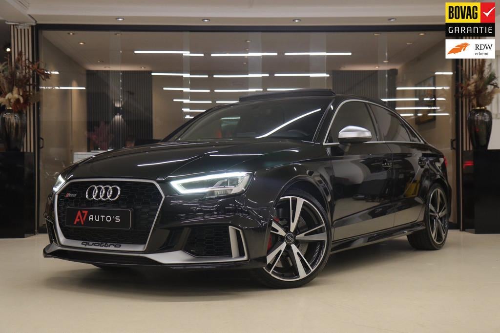 Audi A3 Limousine 2.5 TFSI RS 3 quattro PANO/B&O/RS Sportuit, Auto's, Audi, Gebruikt, Euro 6, RS3, Zwart