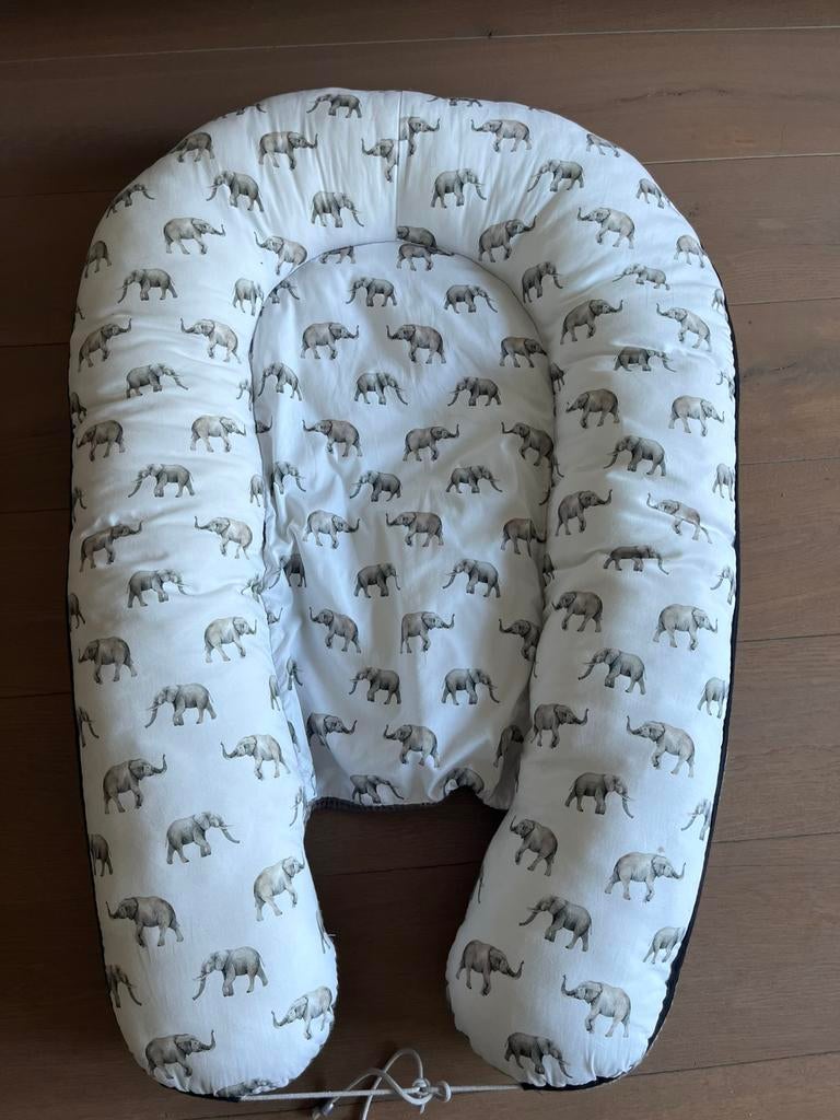 Babynestje met schattige olifantjes print, Kinderen en Baby's, Ophalen, Zo goed als nieuw, 70 tot 85 cm, Overige typen