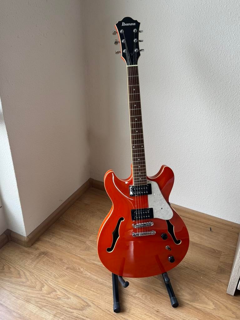 Ibanez AS63 Artcore Vibrante, Muziek en Instrumenten, Snaarinstrumenten | Gitaren | Elektrisch, Ophalen, Ibanez, Hollow body, Met versterker