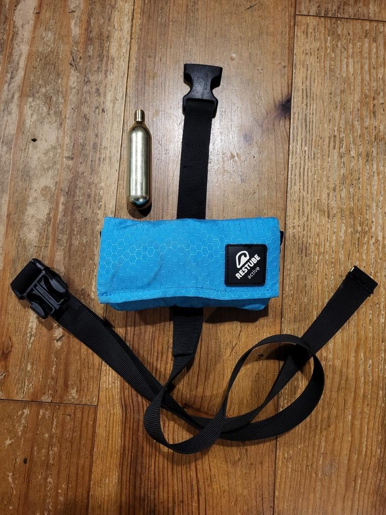 Restube Active blauw – Opblaasbare veiligheidsboei, Ophalen of Verzenden, Zo goed als nieuw