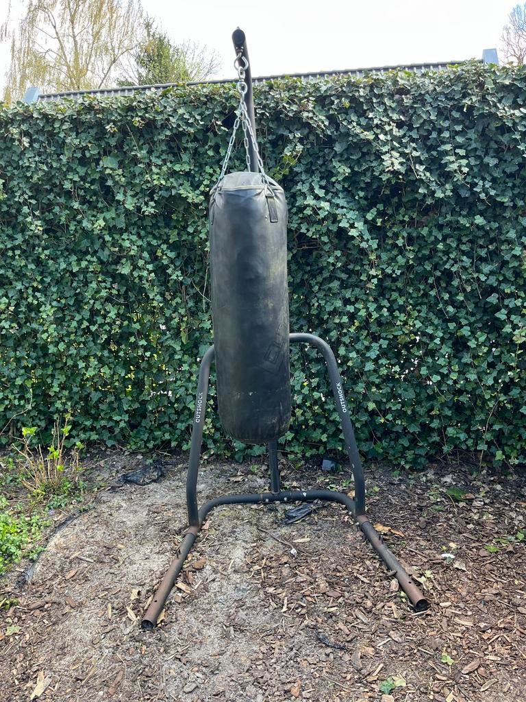 Boksbal met standaard Outshock, Sport en Fitness, Ophalen, Gebruikt, Boksbal