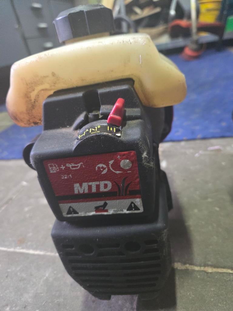 MTD bosmaaier, Ophalen