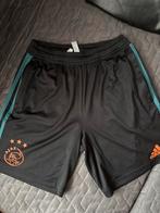 Ajax voetbalbroekje maat 164, Ophalen of Verzenden, Gebruikt, Jongen