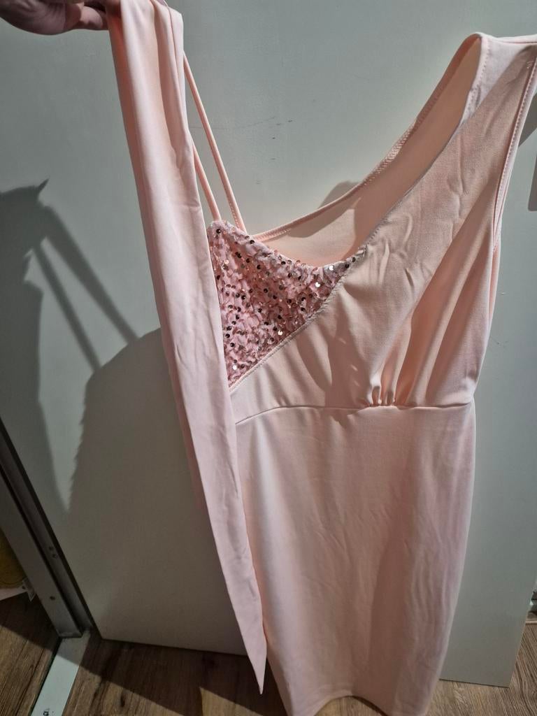 Nieuwe mooie jurk Maat S, Kleding | Dames, Jurken, Nieuw, Maat 36 (S), Roze, Ophalen of Verzenden