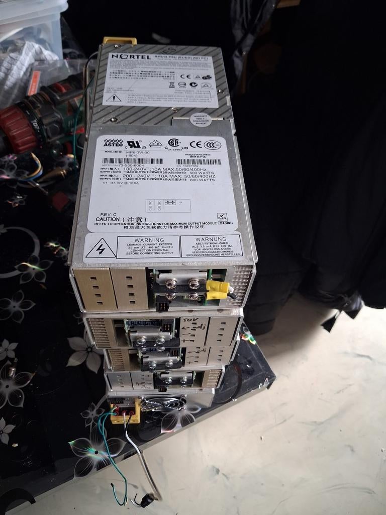 5 nortel voedingen 50v 10amp, Telecommunicatie, Ophalen of Verzenden, Zo goed als nieuw