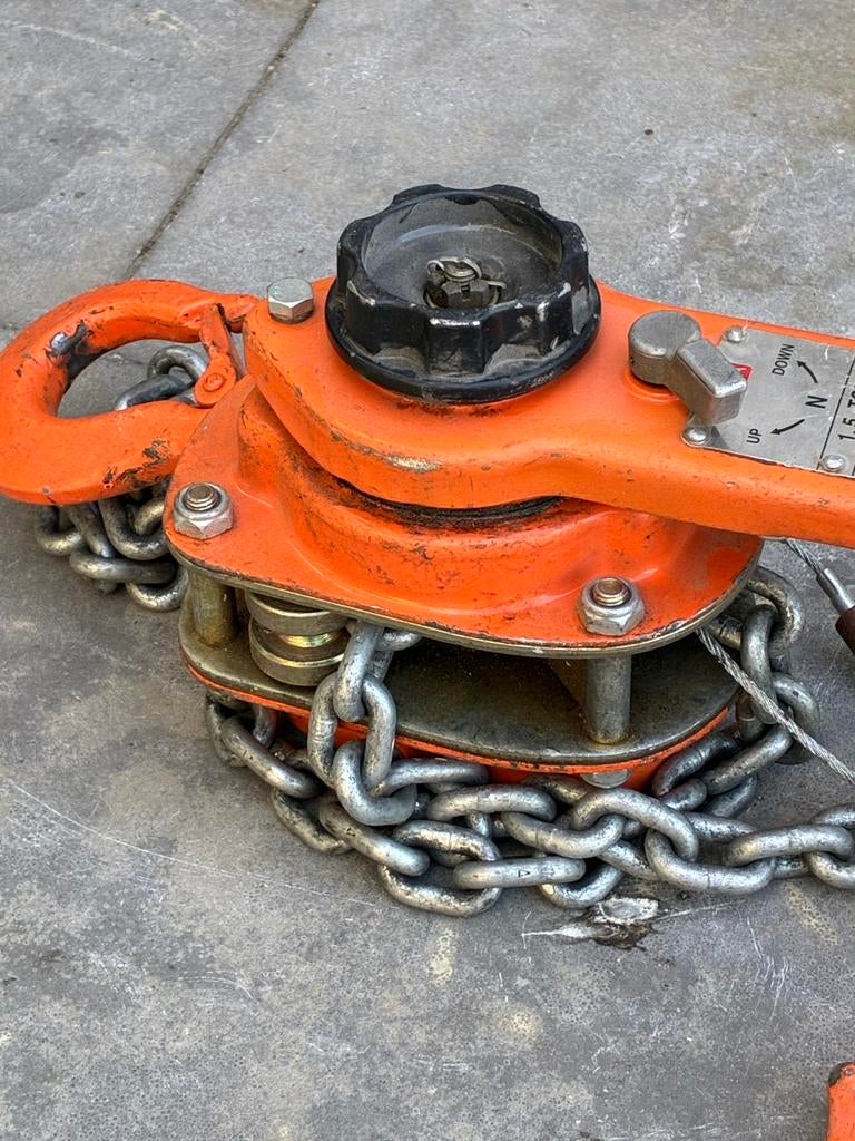 Rema 1.5T kettingtakel, Ophalen of Verzenden, Gebruikt, Handmatig