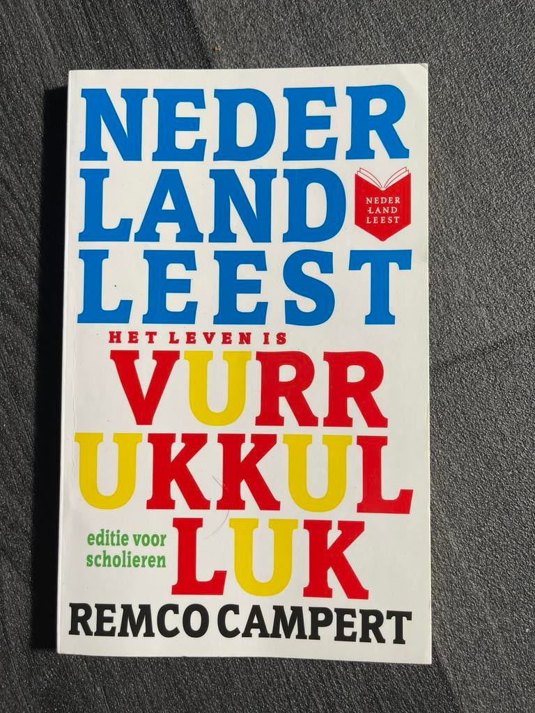 Het leven is vurrukkulluk - Remco Campert, Ophalen of Verzenden, Zo goed als nieuw