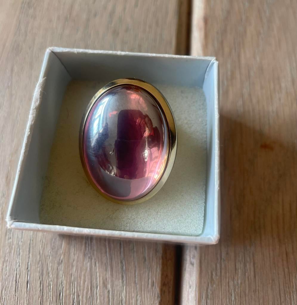 Goudkleurige Milano Ring, Ophalen of Verzenden, Zo goed als nieuw