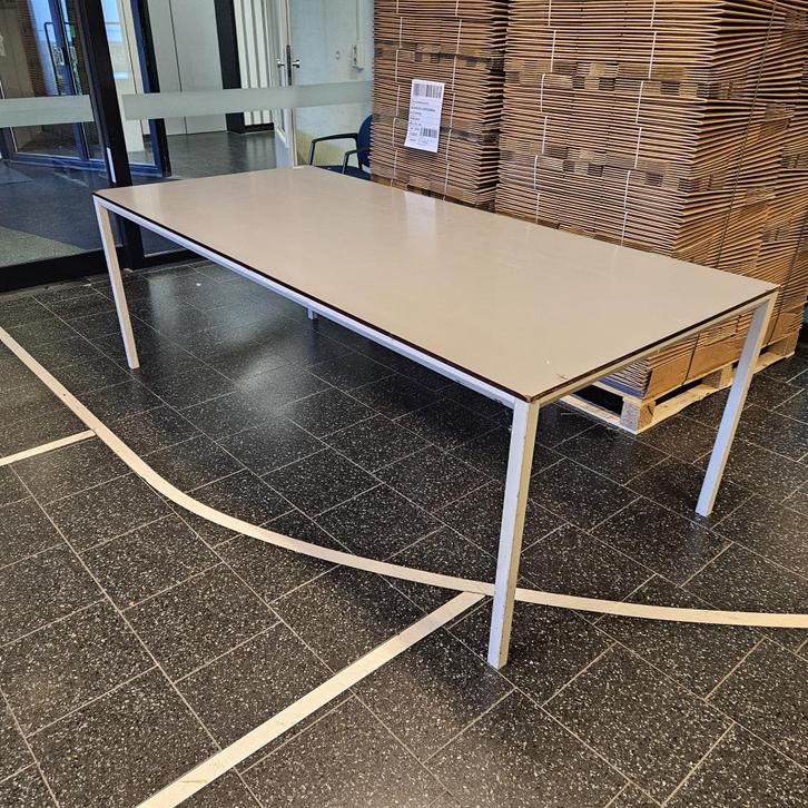 Ahrend facet Friso Kramer tafel - 170x75 cm, Huis en Inrichting, Tafelonderdelen, Gebruikt
