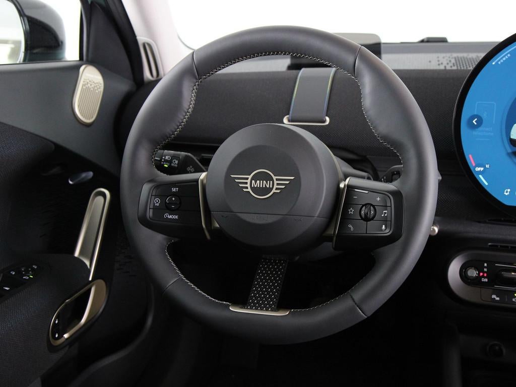 MINI Aceman E Classic Pakket L (bj 2025, automaat), Auto's, Mini, Aceman, 184 pk, 305 km, SUV of Terreinwagen