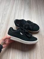Puma Suede Bow Sneakers Zwart - Maat 36, Kleding | Dames, Schoenen, Zwart, Ophalen of Verzenden, Sneakers of Gympen, Zo goed als nieuw