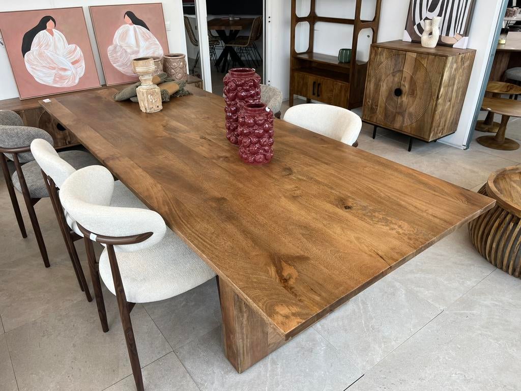 Magazijn leegverkoop grote eettafel massief mangohout Cortez, Huis en Inrichting, Woonaccessoires | Overige, Hout, Nieuw, Mediterraans