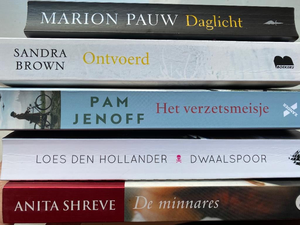 boekenset volwassenen, Boeken, Avontuur en Actie, Zo goed als nieuw, Ophalen of Verzenden