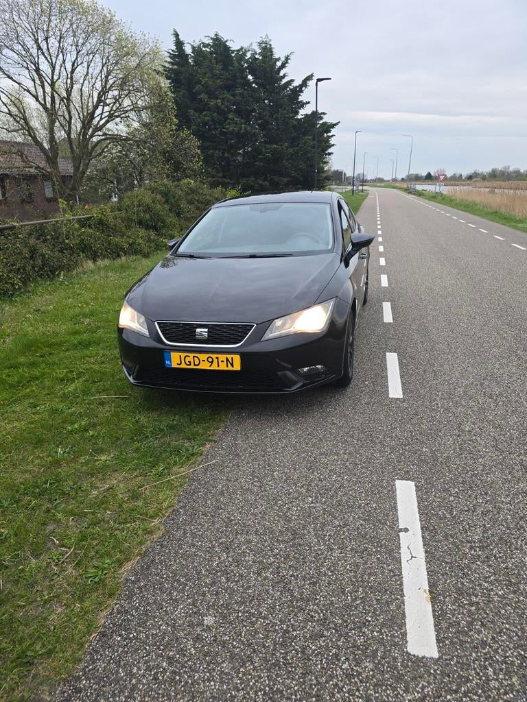 Seat Leon 1.4 TSI 90KW 2013 Zwart, Auto's, Seat, Voorwielaandrijving, Stof, Zwart, 4 cilinders