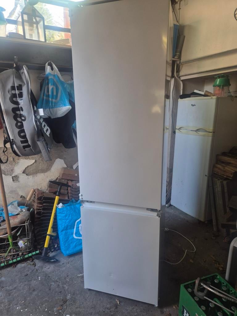 Kapotte inbouw koelvriescombinatie, Witgoed en Apparatuur, Koelkasten en IJskasten, 200 liter of meer, Ophalen, Met aparte vriezer