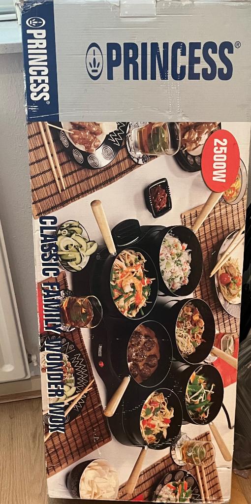Familie wok set, Witgoed en Apparatuur, Gourmetstellen, Ophalen, Zo goed als nieuw, 4 t/m 7 personen