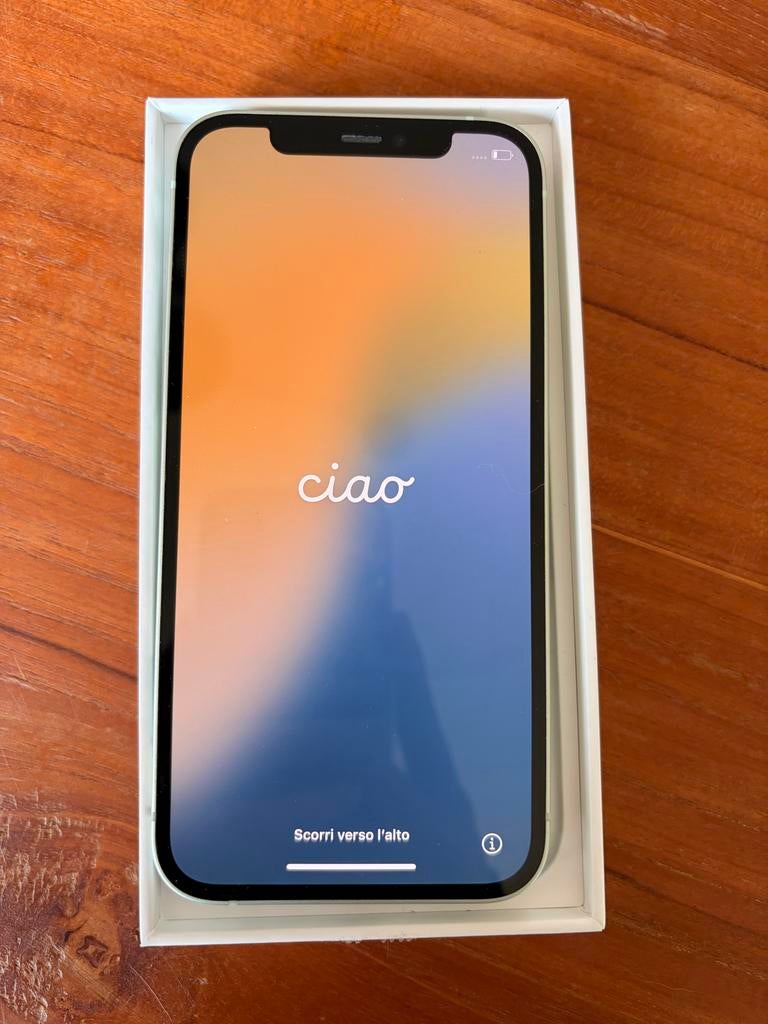 iPhone 12 - 4 jaar gebruikt, batterij 80%, Telecommunicatie, Mobiele telefoons | Apple iPhone, Ophalen of Verzenden, Gebruikt