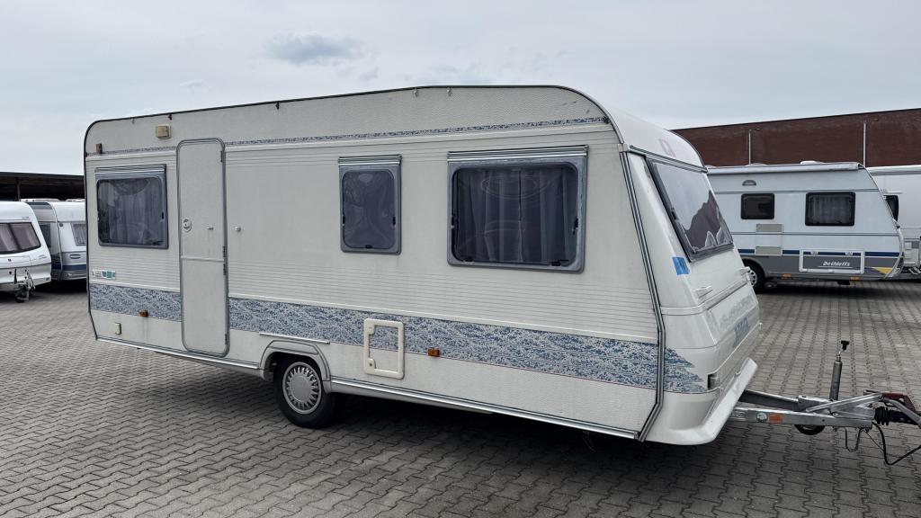 Adria Unica 502 DU bouwjaar 1997 met luifel, Caravans en Kamperen, Standaardzit, Schokbreker, Bedrijf, 750 - 1000 kg