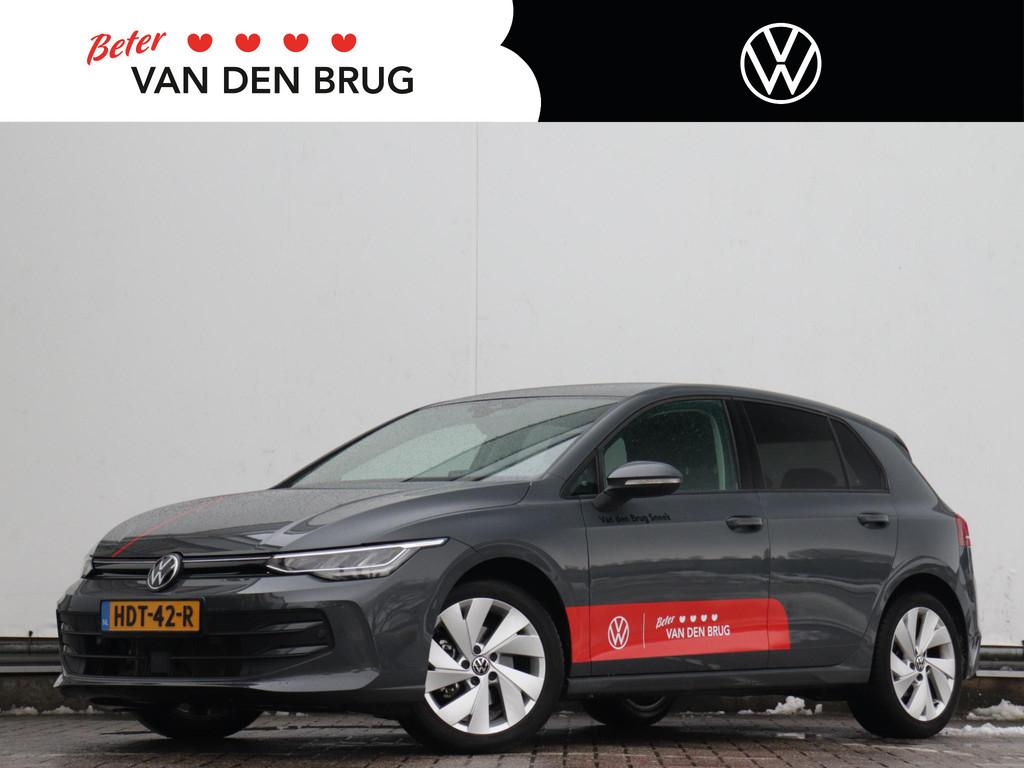Volkswagen Golf 1.5 TSI Life Edition | Achteruitrijcamera |, Voorwielaandrijving, Stof, 4 cilinders, 116 pk