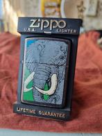 Zippo 1993 Afrikaanse Olifant "Endangered Animals", Verzamelen, Ophalen of Verzenden, Zo goed als nieuw, Aansteker