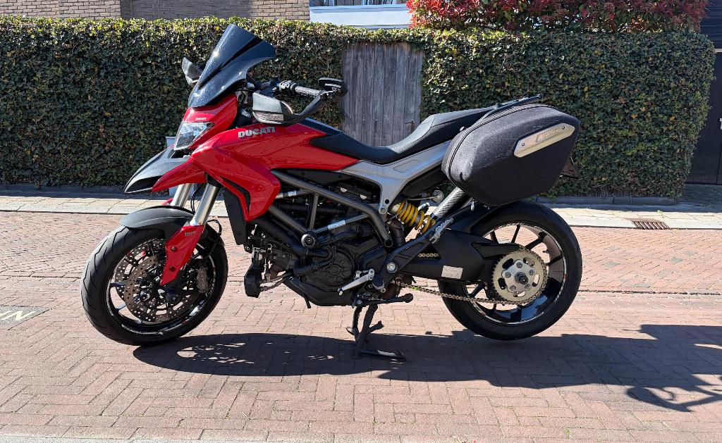 Ducati Hyperstrada 939 | Uniek in NL |, Motoren, Motoren | Ducati, 2 cilinders, Motorrijbewijs A, Gebruikt, Particulier