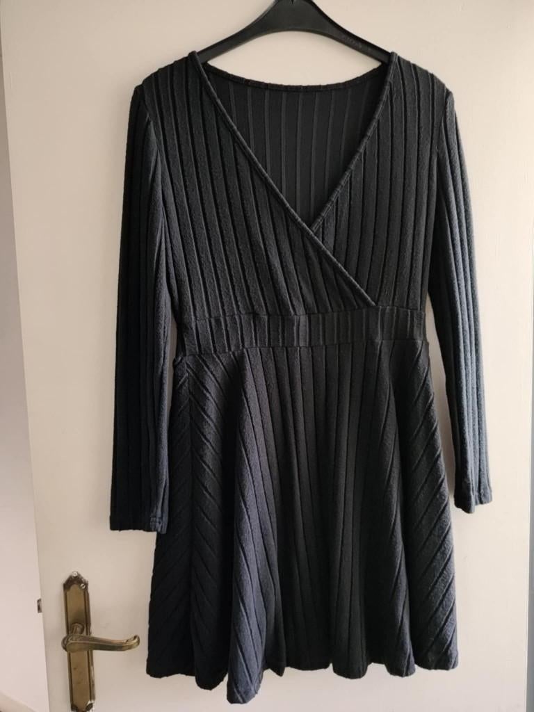 Nieuwe mooie zwarte jurk maat L Shein, Zwart, Maat 42/44 (L), Nieuw, Ophalen of Verzenden