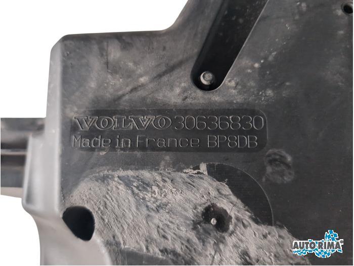 Luchtfilterhuis van een Volvo V70, Gebruikt, -, -, Ophalen of Verzenden