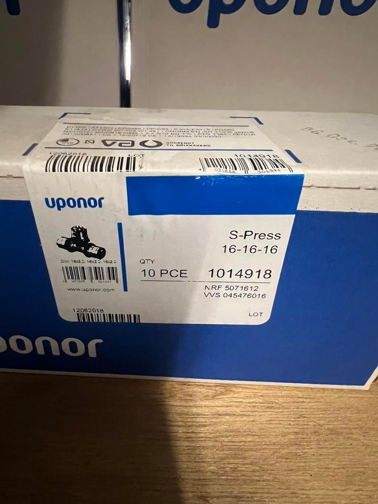 Uponor S-Press T-stuk 16 perskoppeling 100stuks Partij Nieuw, Ophalen, Nieuw, Overige typen