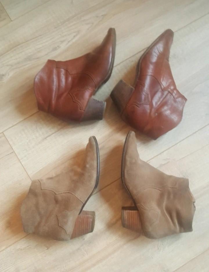 2 paar Isabel Marant enkellaarsjes 37, Isabel Marant, Bruin, Lage of Enkellaarzen, Ophalen of Verzenden