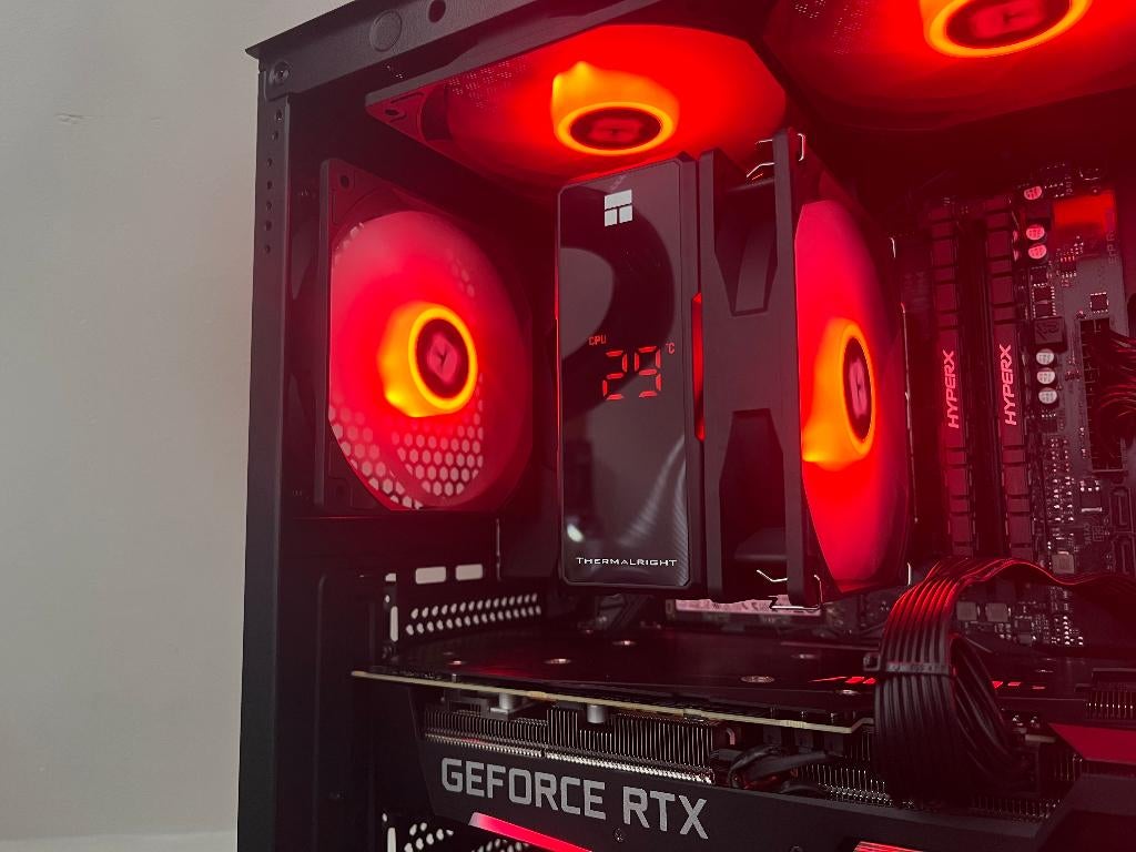 RTX 3070 / Ryzen 5 Gaming PC Plug in & Play, Computers en Software, 32 GB, Virtual Reality, Refurbished, Met videokaart