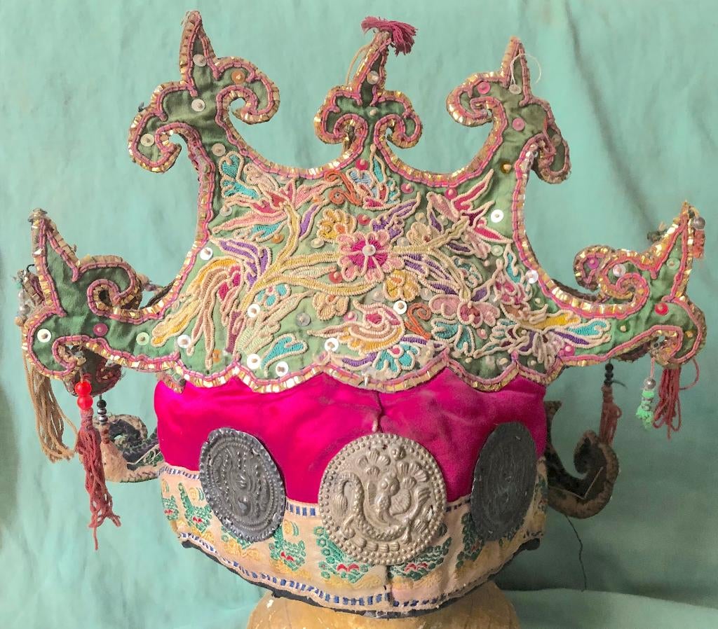 Kinderhoedje Oud chinees textiel, Antiek en Kunst, Ophalen of Verzenden