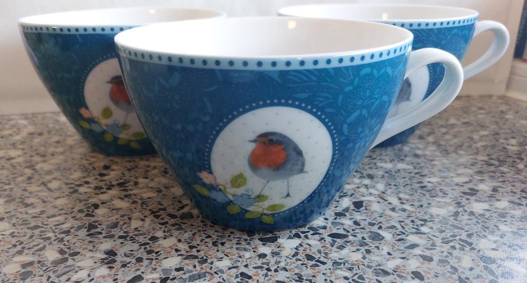 3 grote koppen soepkom roodborstje Albert Heijn met oor, Huis en Inrichting, Ophalen of Verzenden, Zo goed als nieuw, Overige stijlen